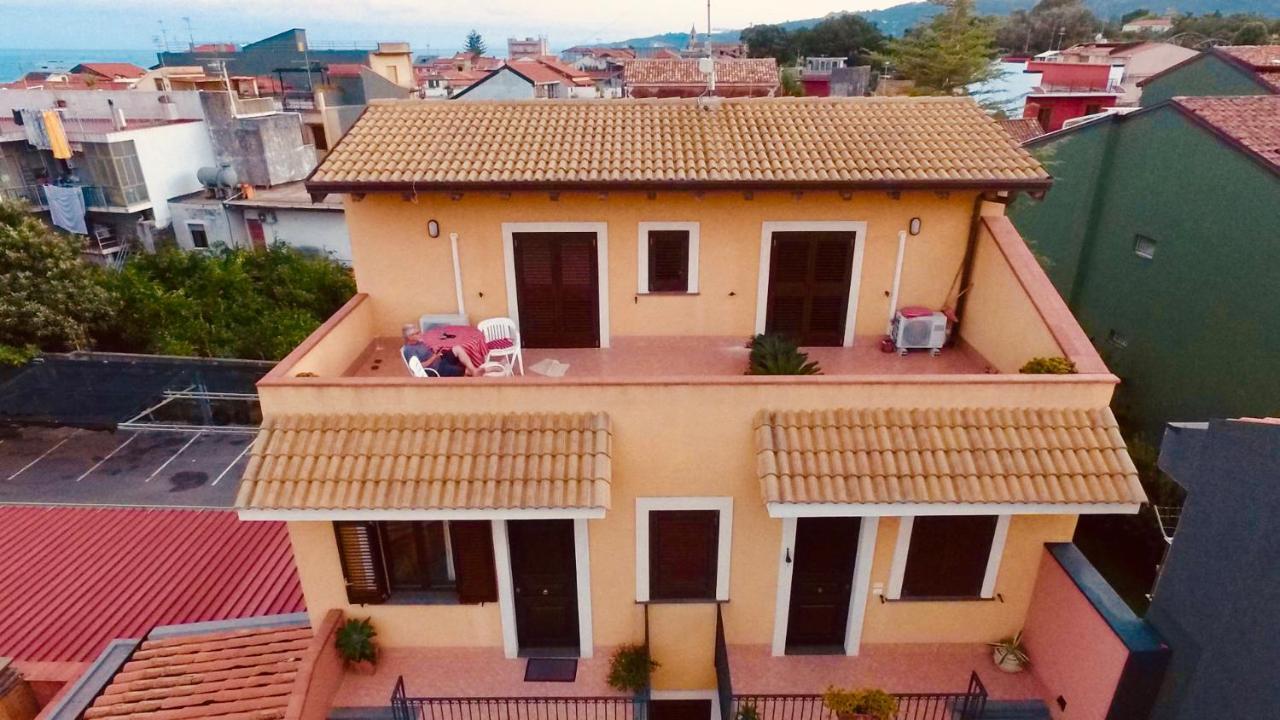 Adriana Casa Vacanze Mare Etna Sicilia Acireale Ngoại thất bức ảnh